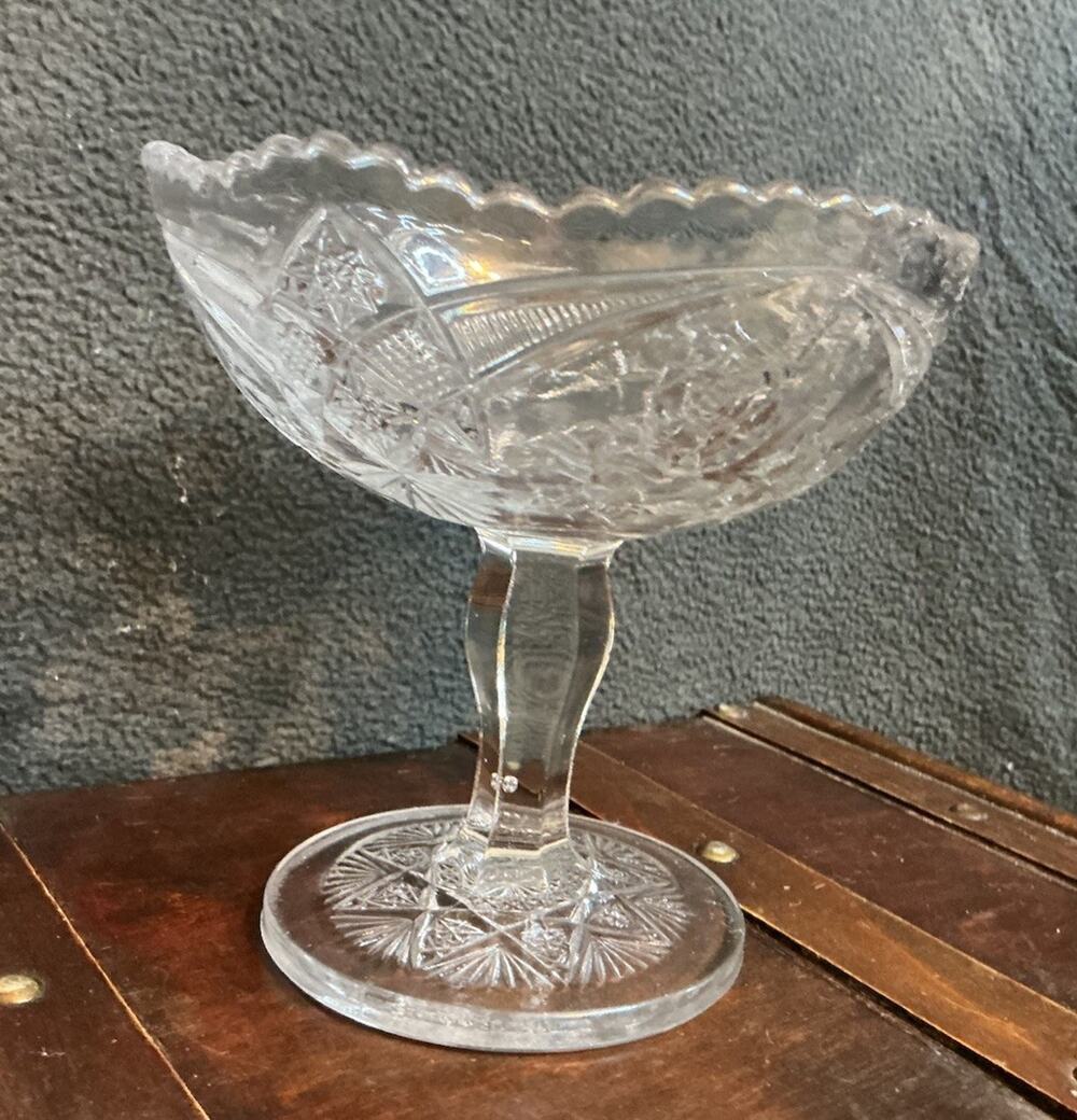 Vintage Beautiful Cut Glass Candy Dish